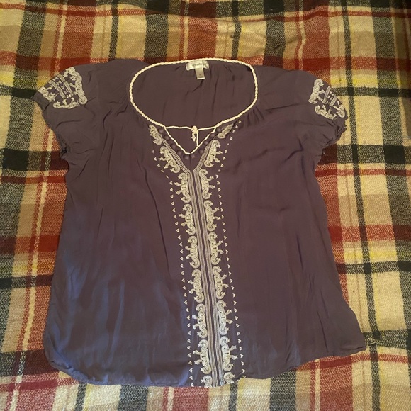 Tops - Boho style, EUC- Ladies top- size large
